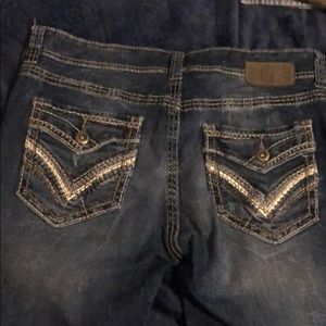 Buckle jeans
